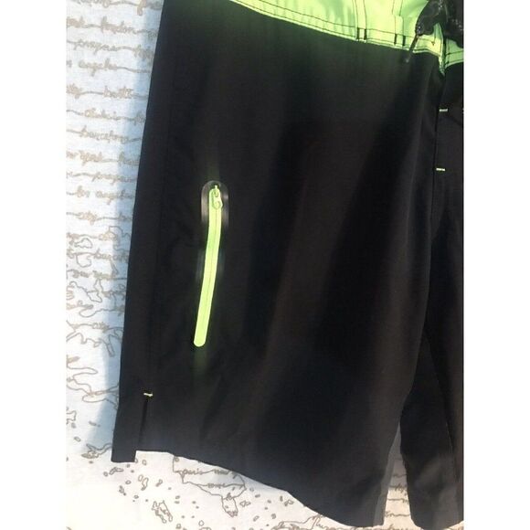 OP, FLEX 4 Way Stretch, Board Shorts 30 Black Green.        Z - Picture 2 of 7